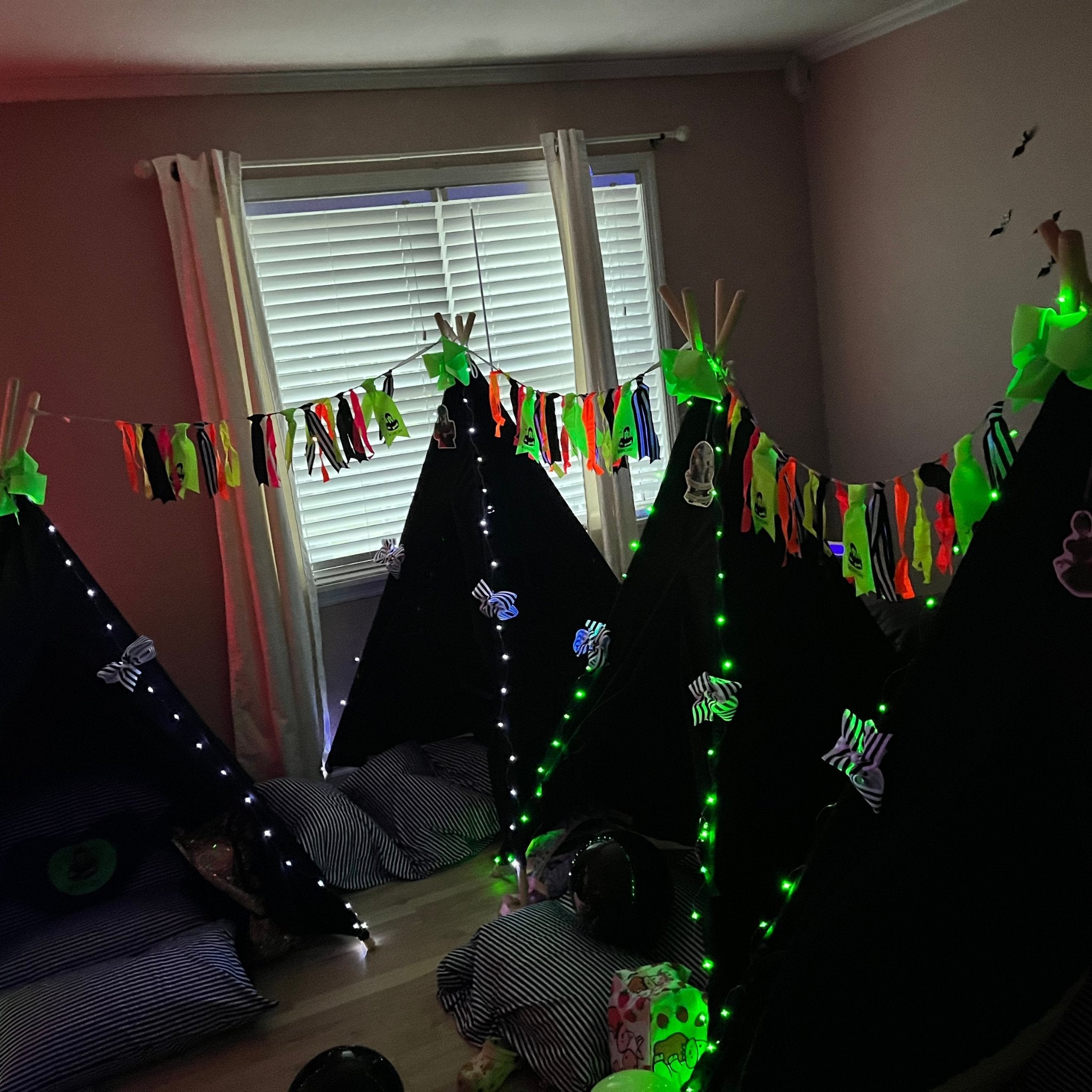 Glow Party-Glow in the Dark Party Sleepover Kit- Neon Party Supplies
